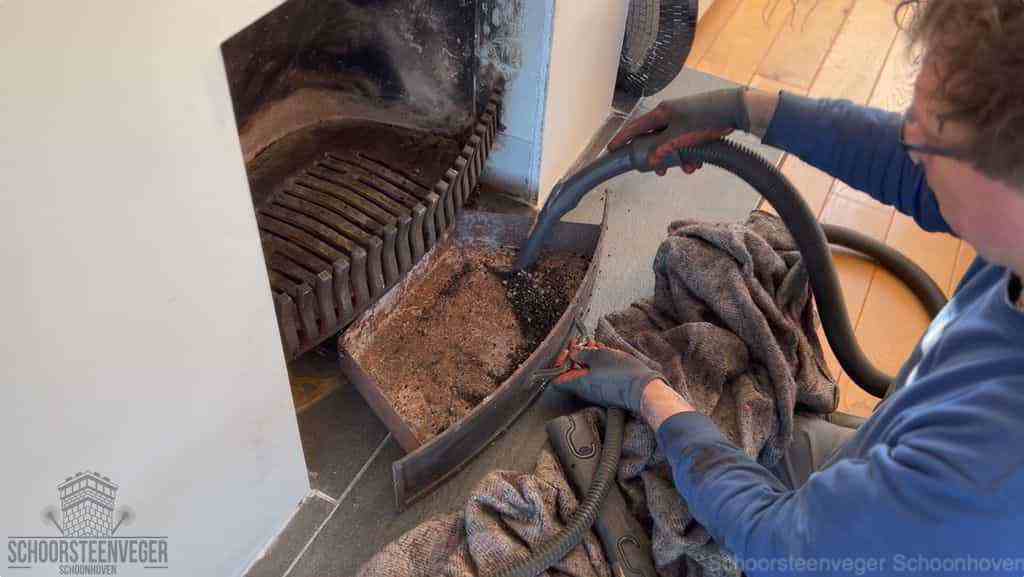 Prijs schoorsteenvegen Schoonhoven schouw reinigen Prijs schoorsteenvegen Schoonhoven schouw reinigen